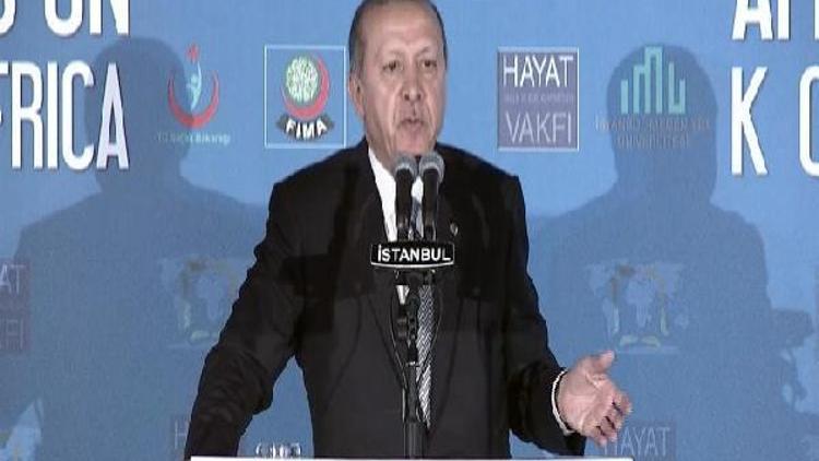 Erdoğan: (Kudüsteki olaylar) 350ye yakın yaralı var, aldığım son rakam 3 tane şehidimiz var