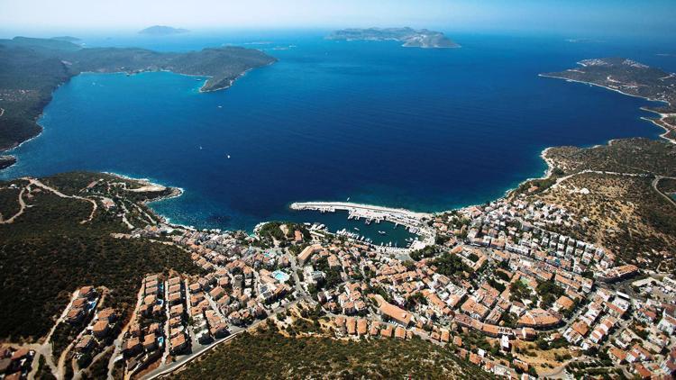 Kaş Bodrum’la yarışıyor 1 hamburger fiyatı...