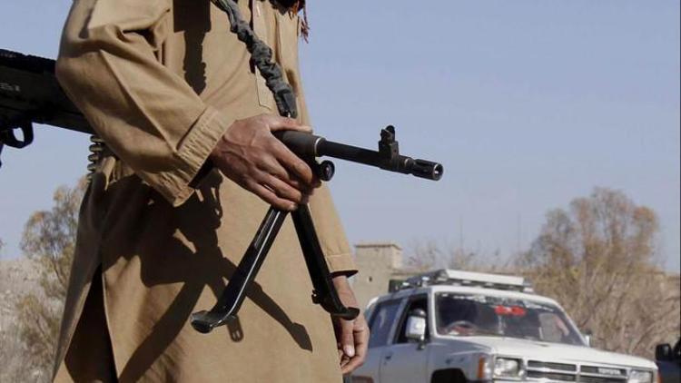 Afganistanda Taliban 30 yerel polisi öldürdü