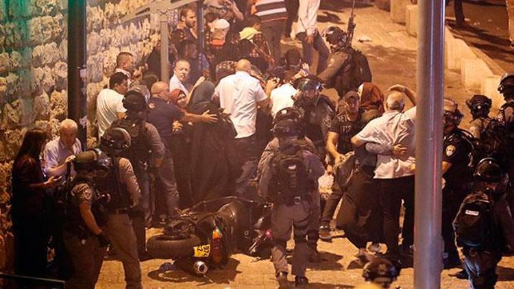 Kudüste çatışmalar şiddetlendi: 1 ölü, 67 yaralı