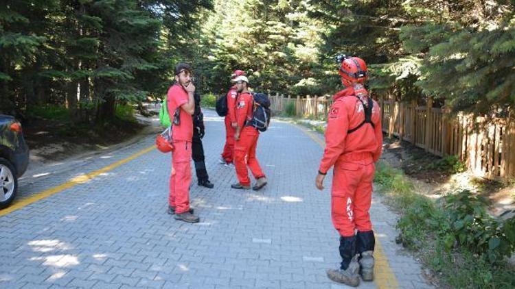 Ekipler, Uludağda kaybolan Katarlı turist çocuğu bulmak için seferber oldu/Ek fotoğraf