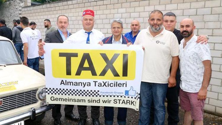 Almanya’daki Türk taksiciler birleşiyor