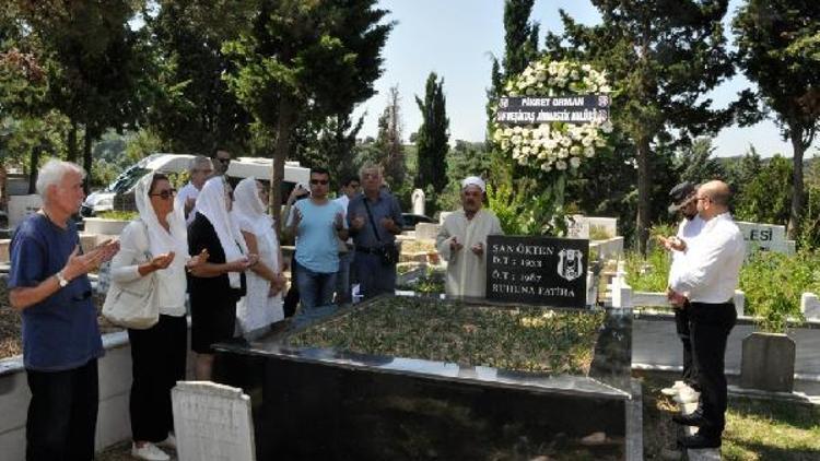 Beşiktaşın eski yöneticisi Şan Ökten vefatının 30uncu yılında mezarı başındı anıldı