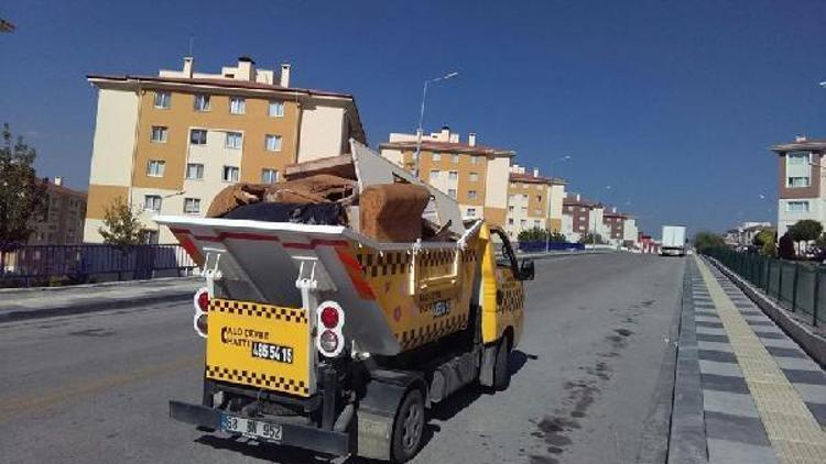 Gölbaşında görüntü kirliliğine ani müdahale aracı