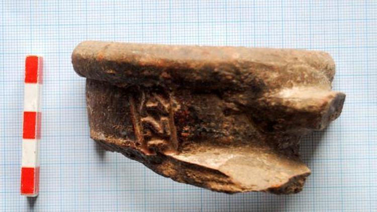 2 bin yıllık antik kentte ANT damgalı çömlek parçaları bulundu