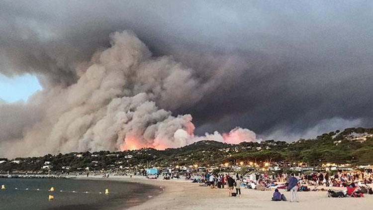St. Tropez’de yangın alarmı