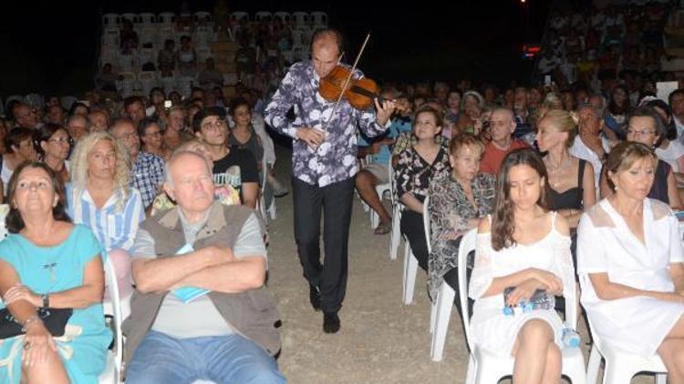 Gümüşlük Klasik Müzik Festivali keman ve akordeonun uyumuyla başladı