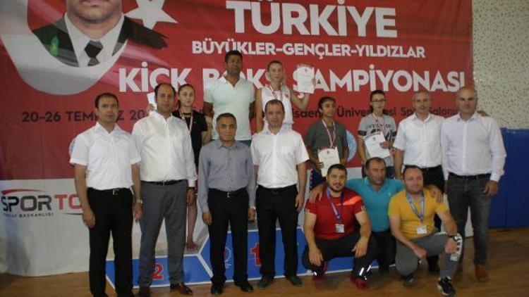Şehit Ömer Halisdemir Türkiye Kick Boks Şampiyonası sona erdi