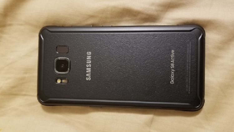 Samsungtan yeni bir telefon daha: Galaxy S8 Active