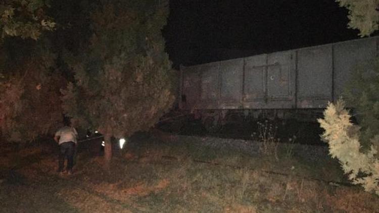 Manisada tren yayaya çarptı: 1 ölü