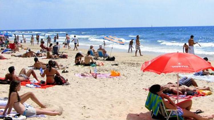İsrail sahillerine Türk kumu