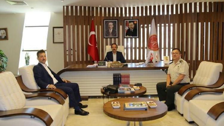 İl Jandarma Komutanı Yiğit’ten Rektör Prof.Dr. Bağlı’ya ziyaret