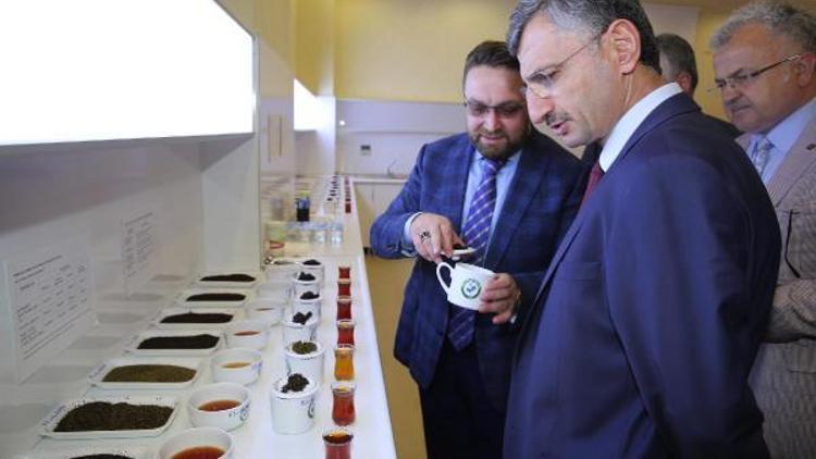 Çay İhtisas Borsasında kuru çay açık artırma ile satıldı