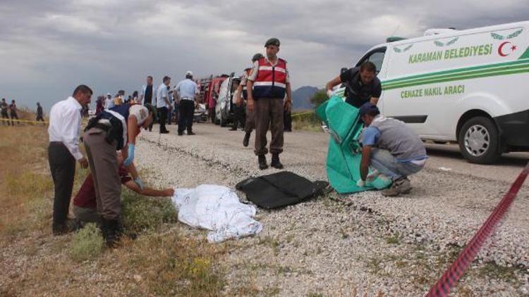 Karaman’da 2 otomobil çarpıştı: 6 ölü 3 yaralı (2)- yeniden