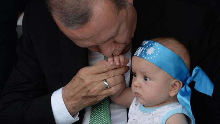 Cumhurbaşkanı Erdoğan: Darbeciler tulum, teröristler ceket, pantolon giyecek
