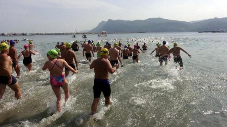 Uluslararası Amasra Açık Su Maratonu başladı