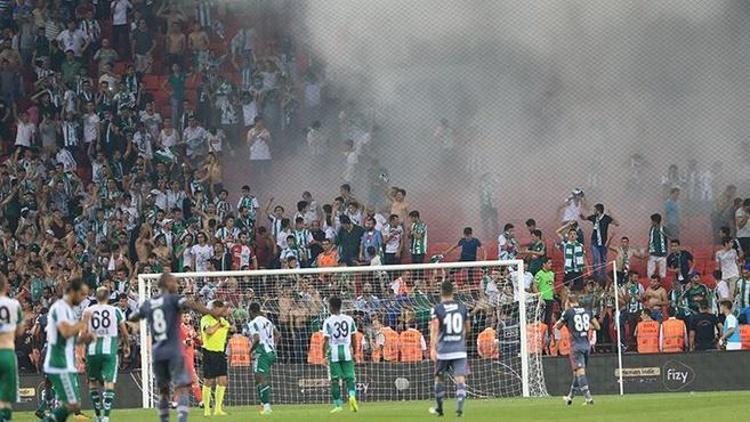 Spor Bakanı Bak: Spora siyaset karıştırma...