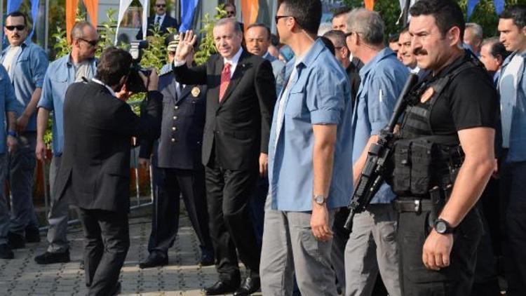 Memleketi Rize’de bulunan Cumhurbaşkanı Erdoğan ziyaretlerini sürdürüyor (3)