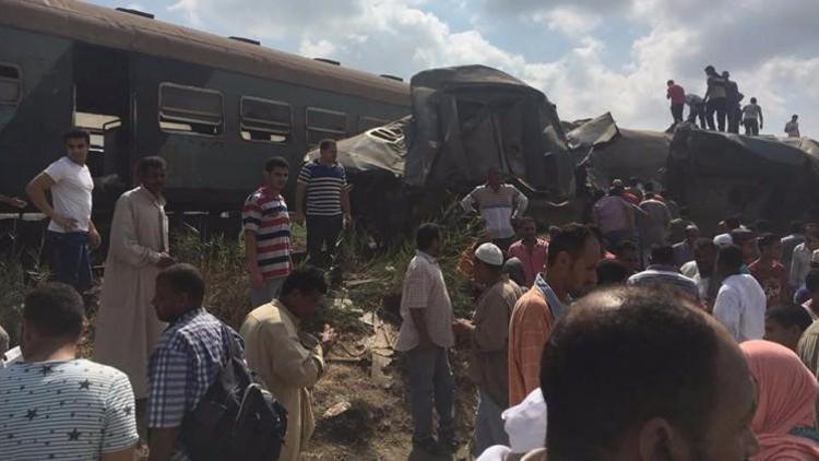 Mısırda tren faciası Onlarca ölü ve yaralı