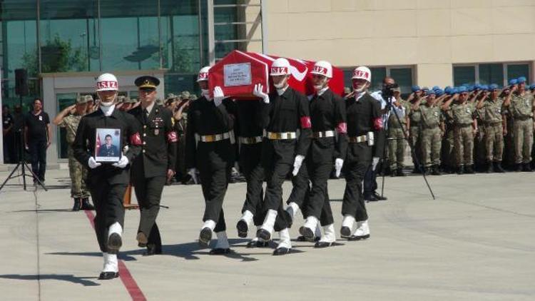 Tunceli şehidi Astsubay Mehmet Yılmaza uğurlama töreni