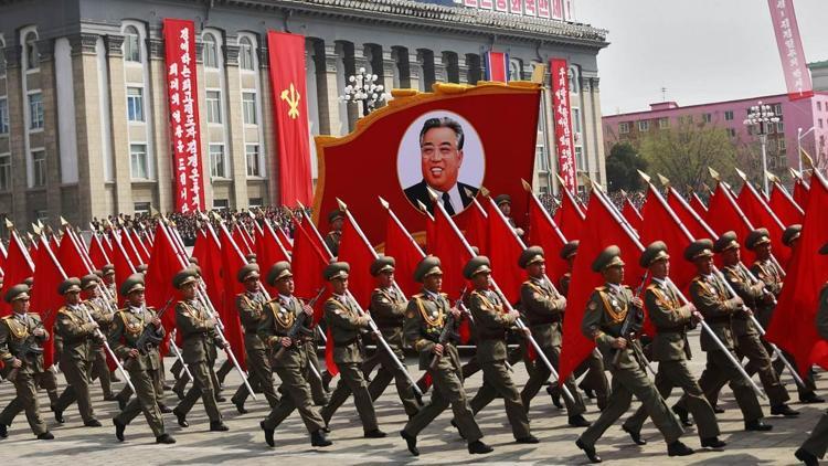 Kuzey Korede flaş gelişme... Diplomatları çağırdı