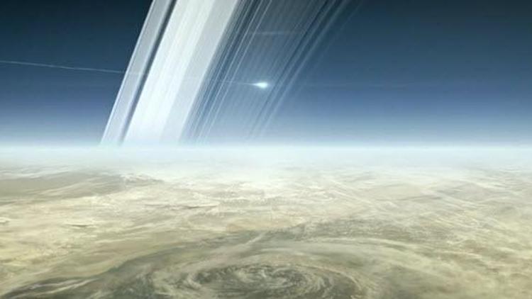 Cassini Satürnün atmosferiyle temas etti