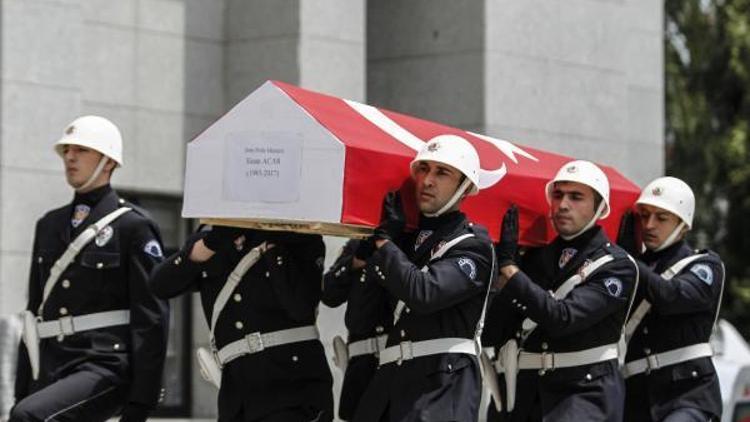 Şehit polis için İstanbul Emniyet Müdürlüğünde tören düzenlendi (1)