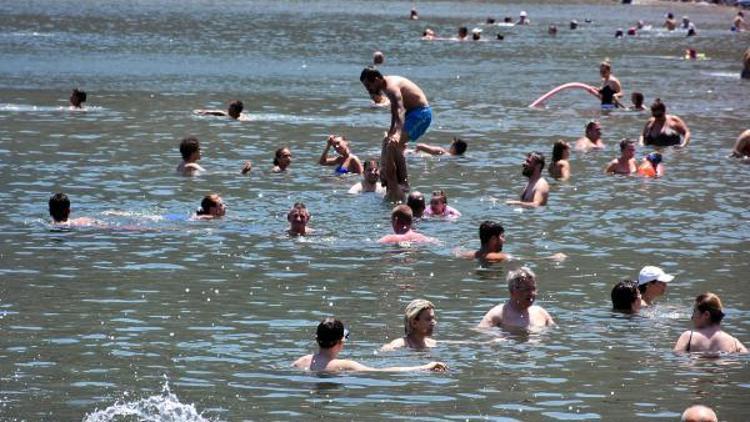 Marmarisli turizmcilerin 10 günlük tatil kararıyla yüzü güldü