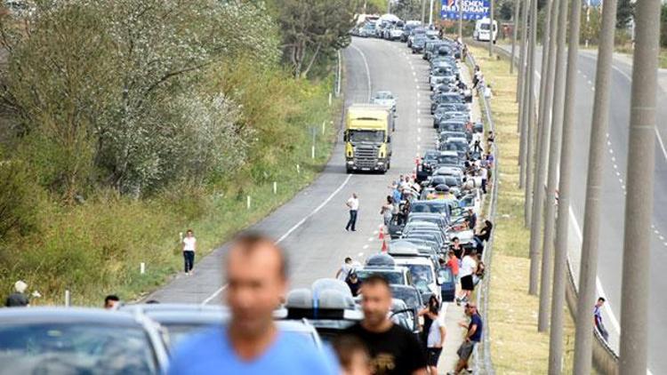 Bulgar görevliler işi ağırdan alınca