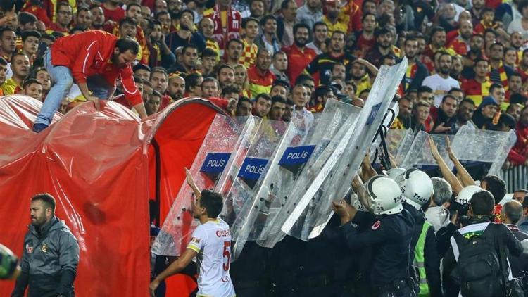 Göztepe-Eskişehirspor maçı için flaş karar Örgüt üyeliği...