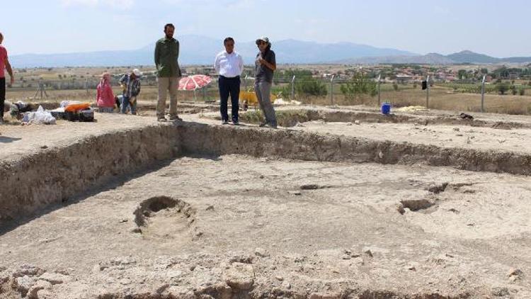 Ekşi Höyükte, 8 bin 600 yıllık bulgulara ulaşıldı