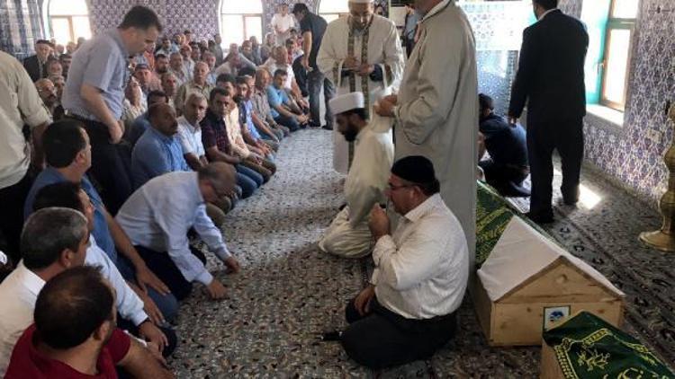 Sakaryadaki kazada ölen 7 fındık işçisine Mardinde toplu cenaze namazı