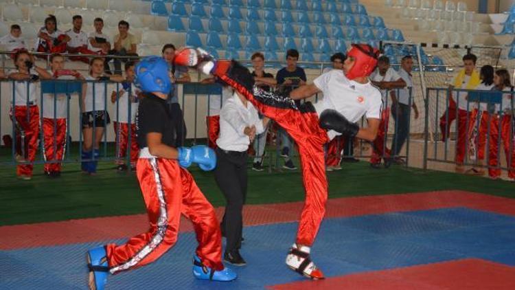 Kick Boks Kaymakamlık Kupası başladı