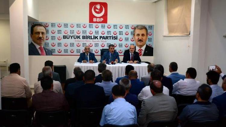 BBP Genel Başkanı Mustafa Destici, Siz bugüne kadar her gün Türkiyenin içişlerine karışıyordunuz