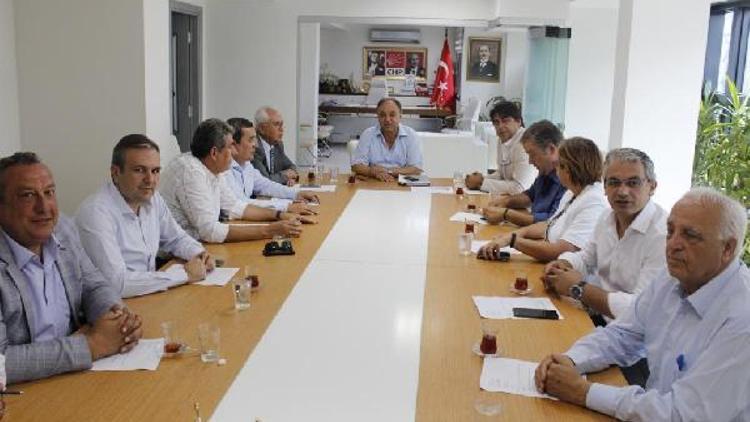 CHP İzmirde başkanlar zirvesi