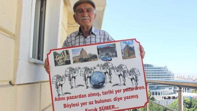 88 yaşındaki emekli kütüphaneci, köyünü tanıtmak için yollara düştü