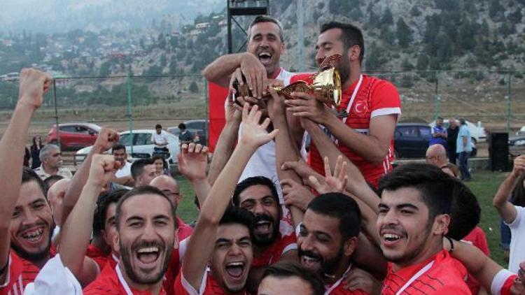 Kızıldağda futbol heyecanı