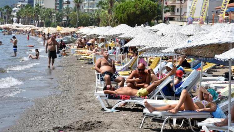 Marmaris plajları yine dopdolu