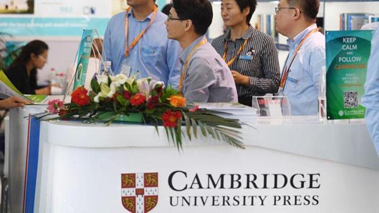 Cambridge Çin’e yönelik sansürden vazgeçti