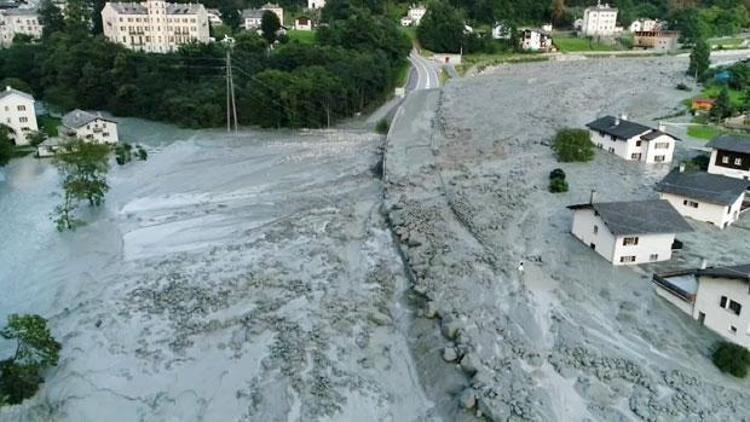 İsviçre’de toprak kayması: 8 kayıp