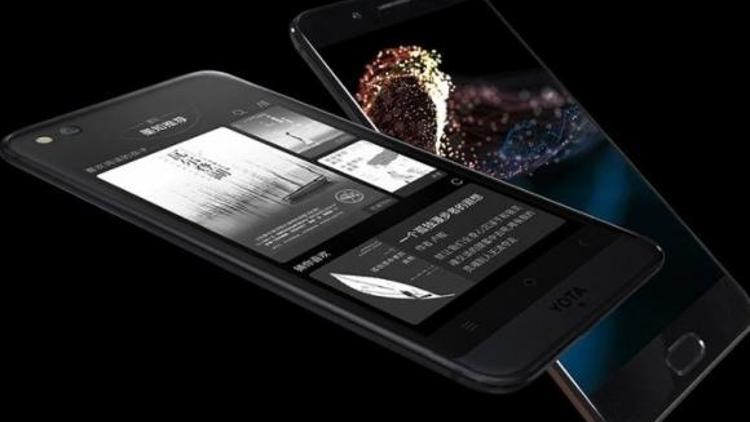 YotaPhone 3 resmen tanıtıldı İşte Rusların iki yüzlü telefonu