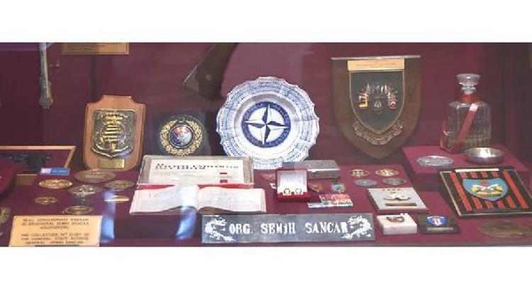 Orgeneral Semih Sancarın anı objeleri Harbiye Askeri Müzesinde