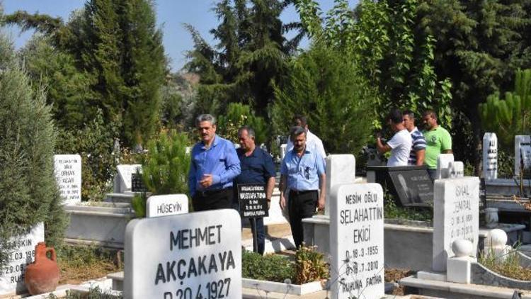 Nazillideki mezarlıklarda temizlik