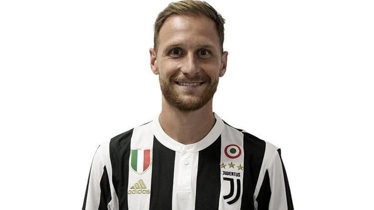 Höwedes Juventusta Asamoah ise...