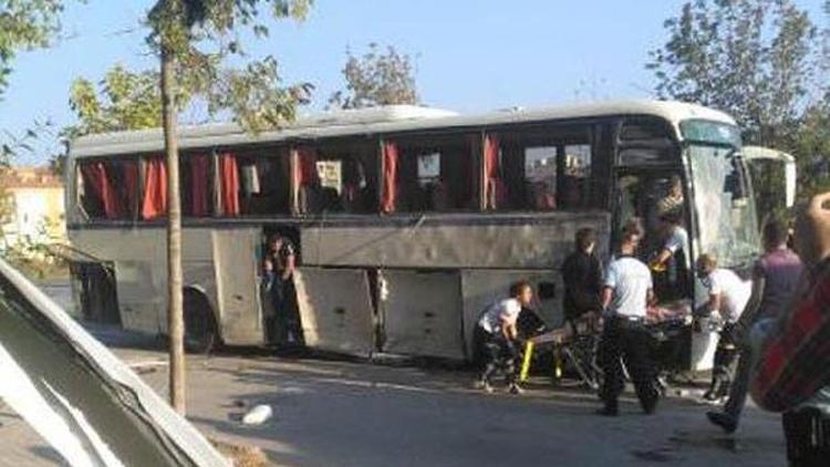 Bucada cezaevi servis aracına bombalı saldırı; 10 yaralı - yeniden