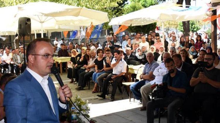 Ak Partili Turan: CHPnin ihraç edeceği 3 kişinin avukatlığını bedava yaparım