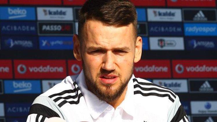 Çaykur Rizespor Milosevici Beşiktaşa gönderdi