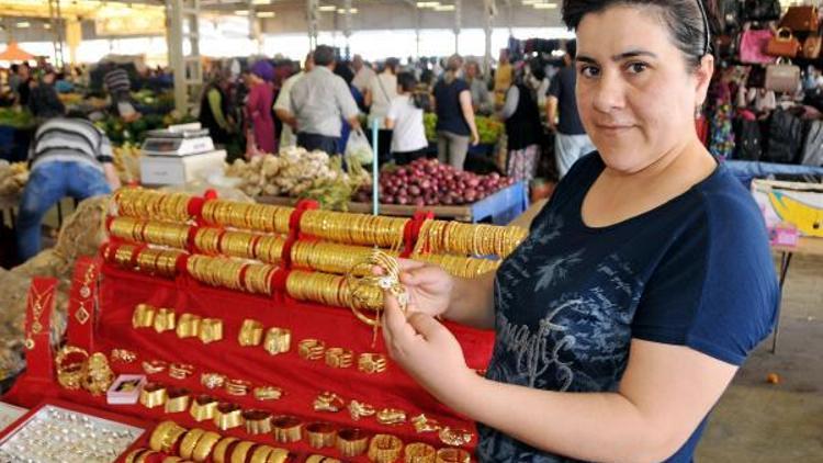 Düğünlerde çakma altın dönemi