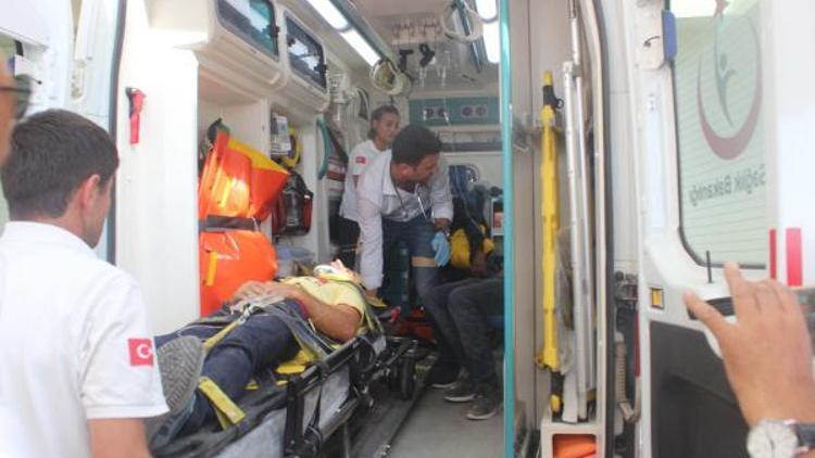 Tarım işçilerini taşıyan minibüs takla attı: 1 ölü, 14 yaralı