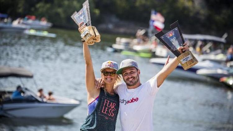 Red Bull Cliff Divingin dördüncü ayağında, zafer Aldridgein